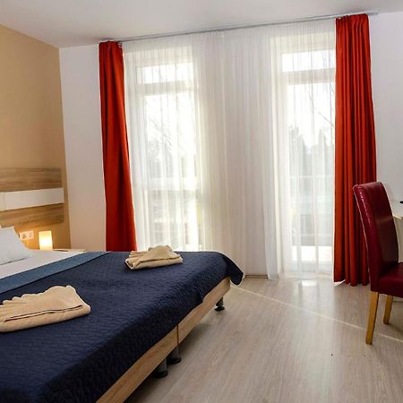 Hotel Pallone Balatonfured Luaran gambar