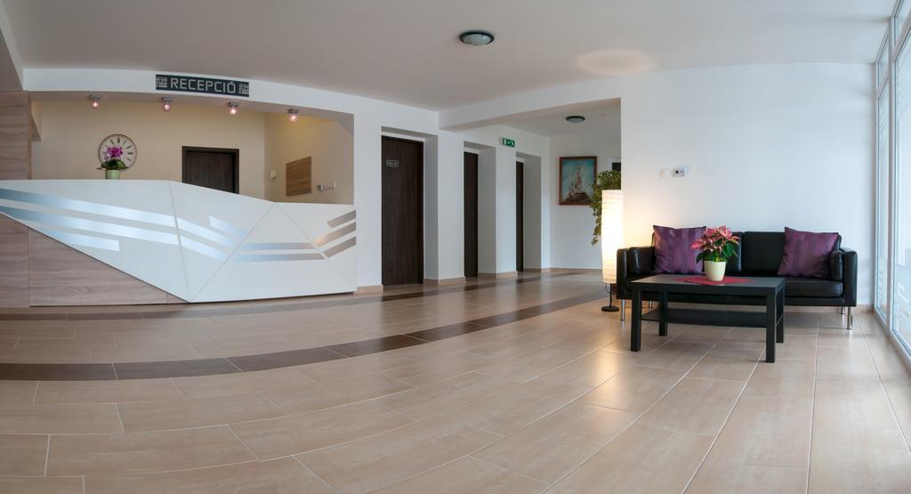 Hotel Pallone Balatonfured Luaran gambar