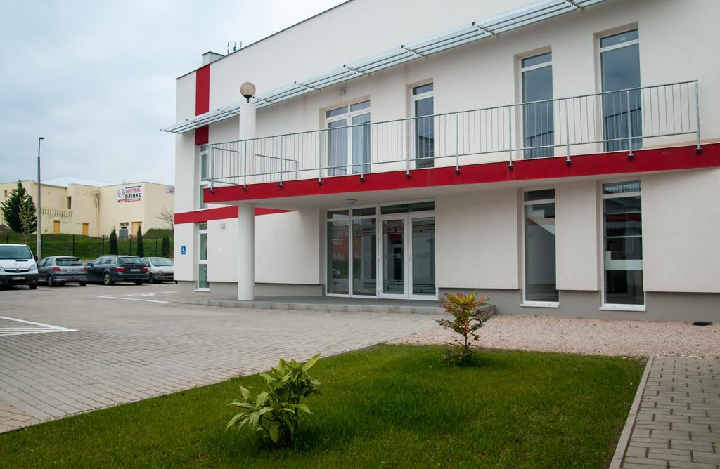 Hotel Pallone Balatonfured Luaran gambar